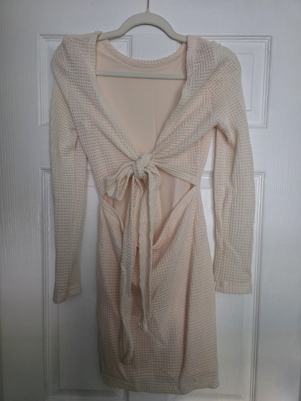 Women’s Knit Tie-Front Ivory